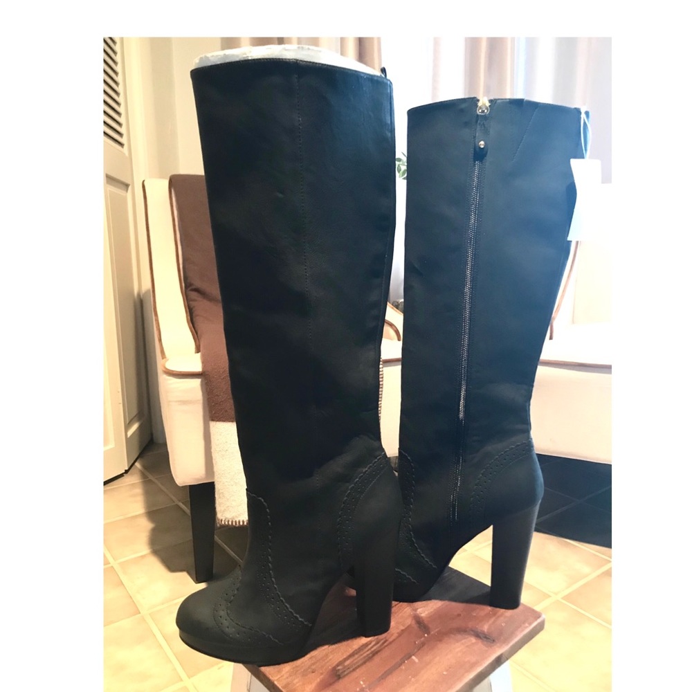 Black Knee high boots